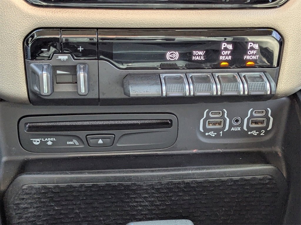 Used 2019 RAM 3500 Laramie image 25