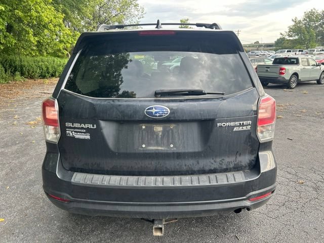 Used 2017 Subaru Forester 2.5i Premium w/ All-Weather Package AWD/4WD image 4