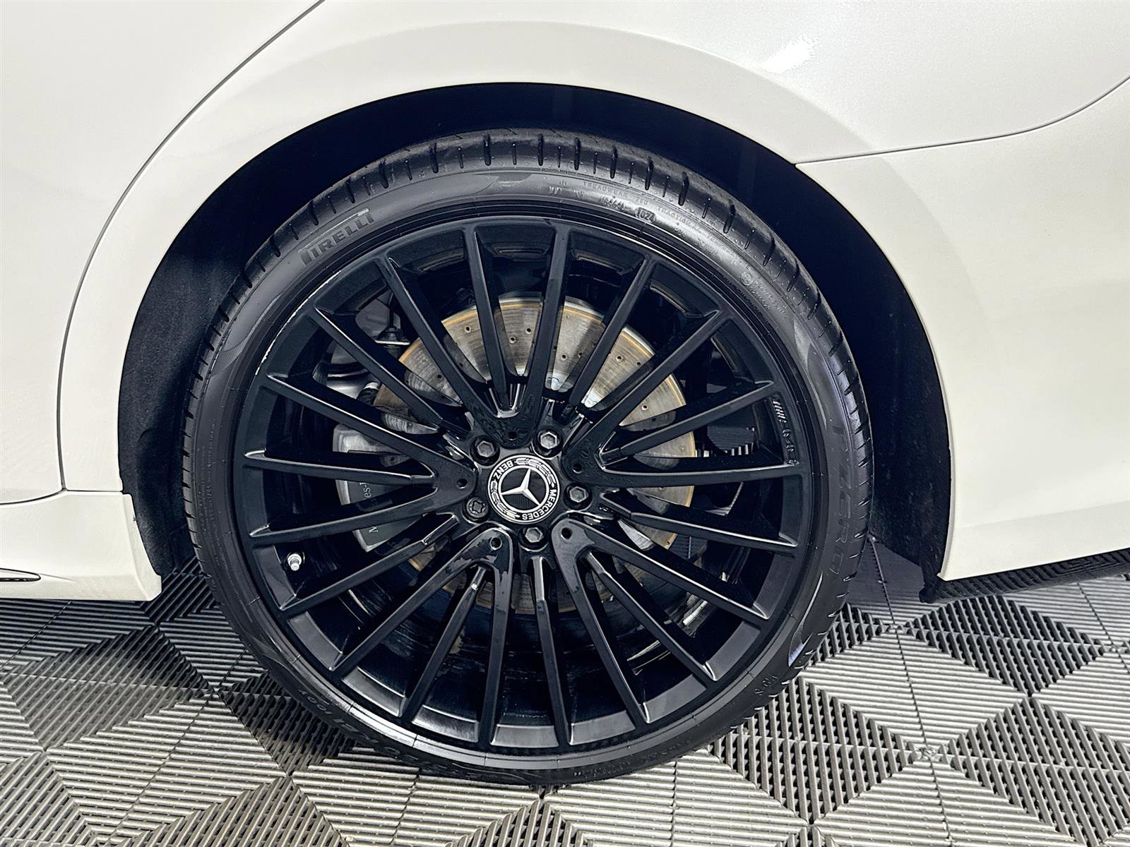 Used 2023 Mercedes-Benz S 500 4MATIC image 34