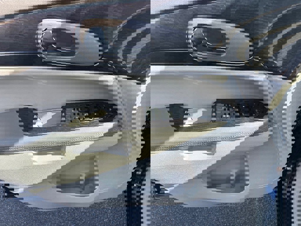 Used 2016 Buick Enclave Convenience image 15