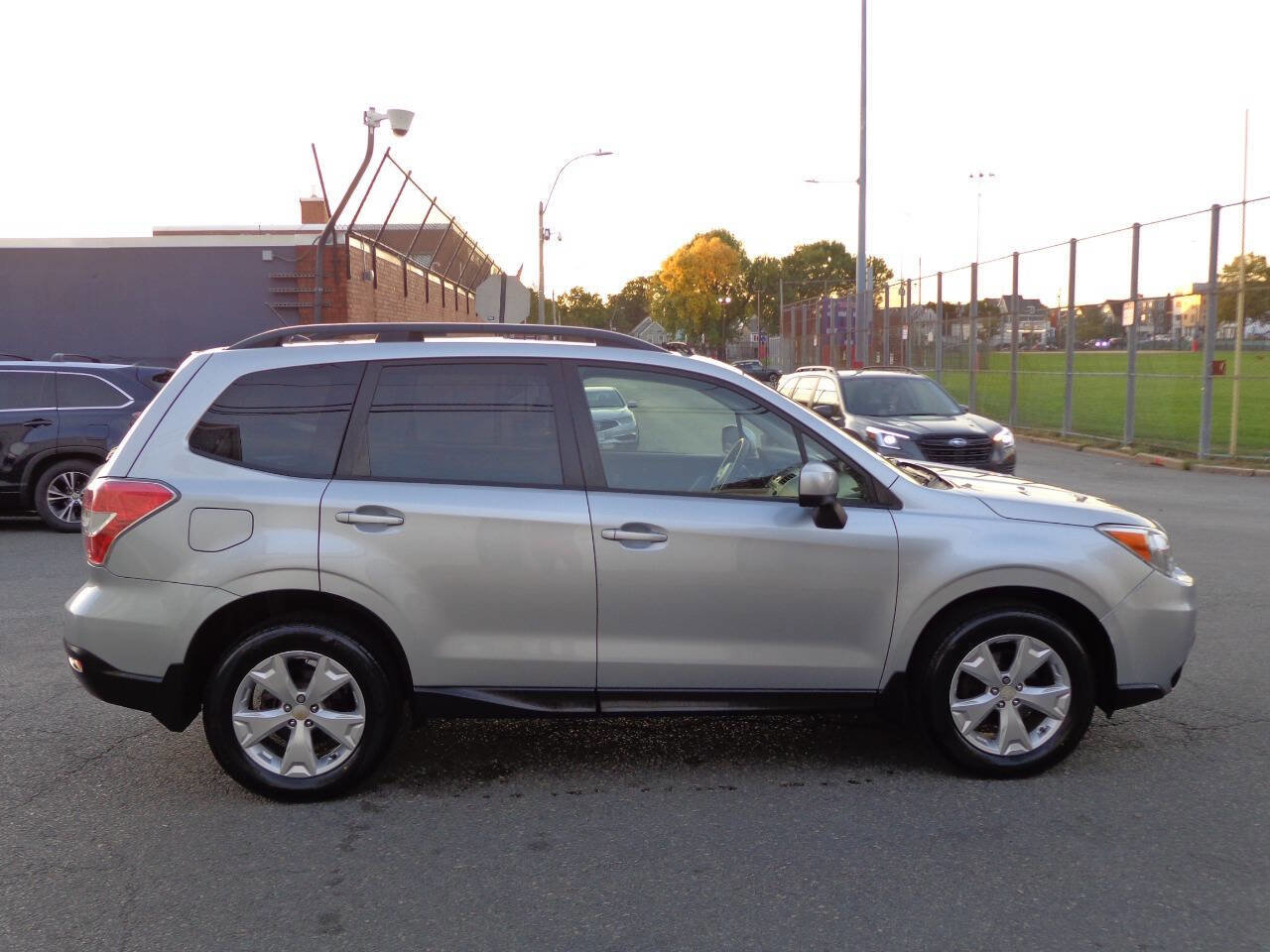 Used 2015 Subaru Forester 2.5i Premium w/ All-Weather Package image 36