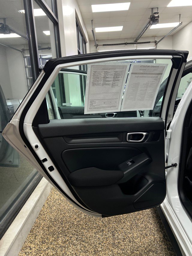 Used 2023 Honda Civic Sport image 16