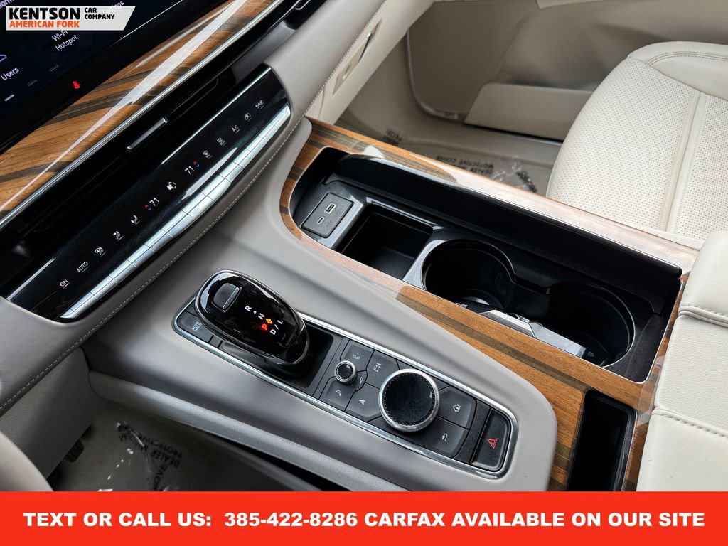 Used 2024 Cadillac Escalade Sport Platinum w/ LPO, ONYX Package image 29