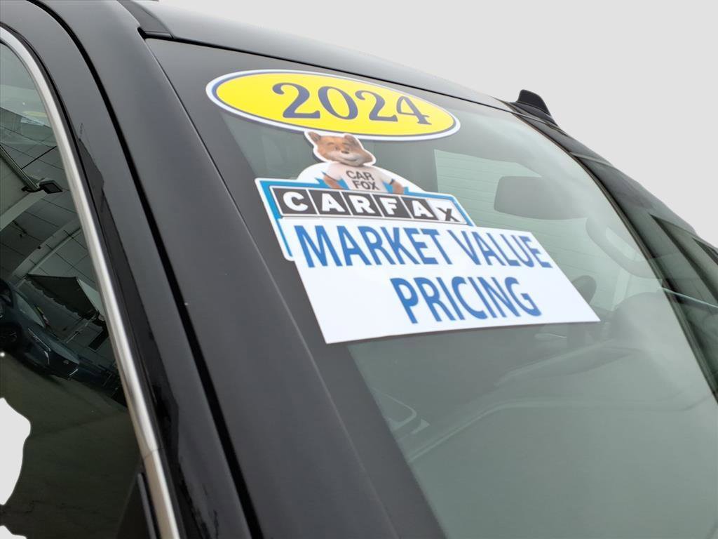 Used 2024 GMC Sierra 1500 SLT image 9