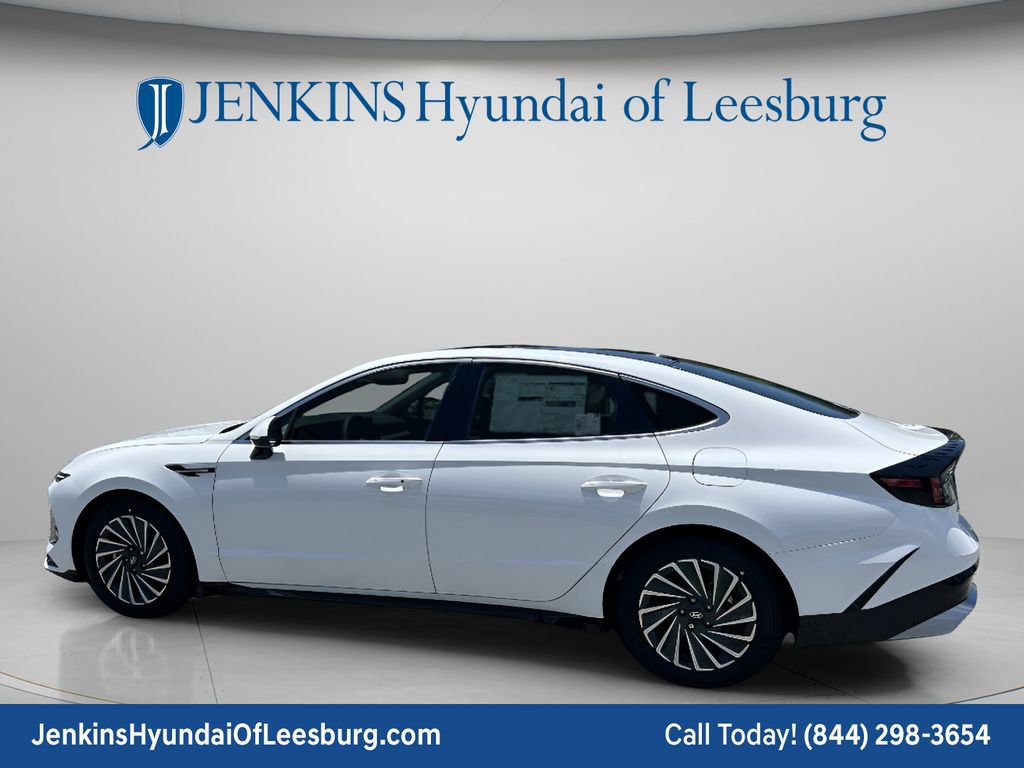 New 2026 Hyundai Sonata SEL FWD image 8