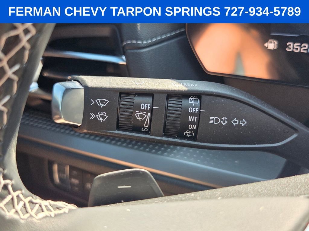 New 2025 Chevrolet Traverse LT w/ LPO, Illumination Package FWD image 34