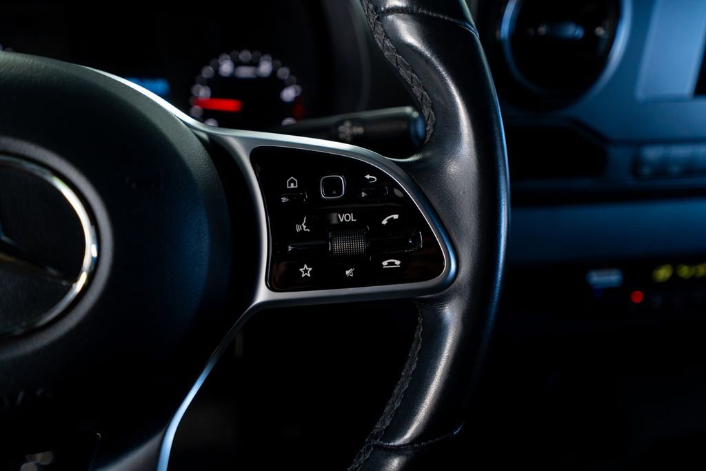 Used 2019 Mercedes-Benz Sprinter 170 image 21