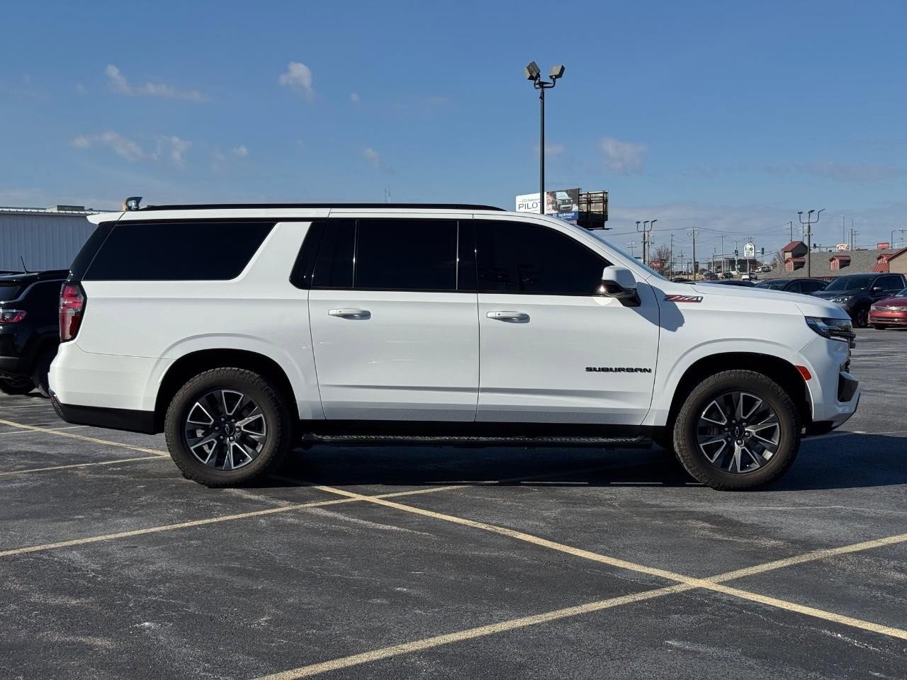 Used 2021 Chevrolet Suburban Z71 w/ Z71 Signature Package image 3