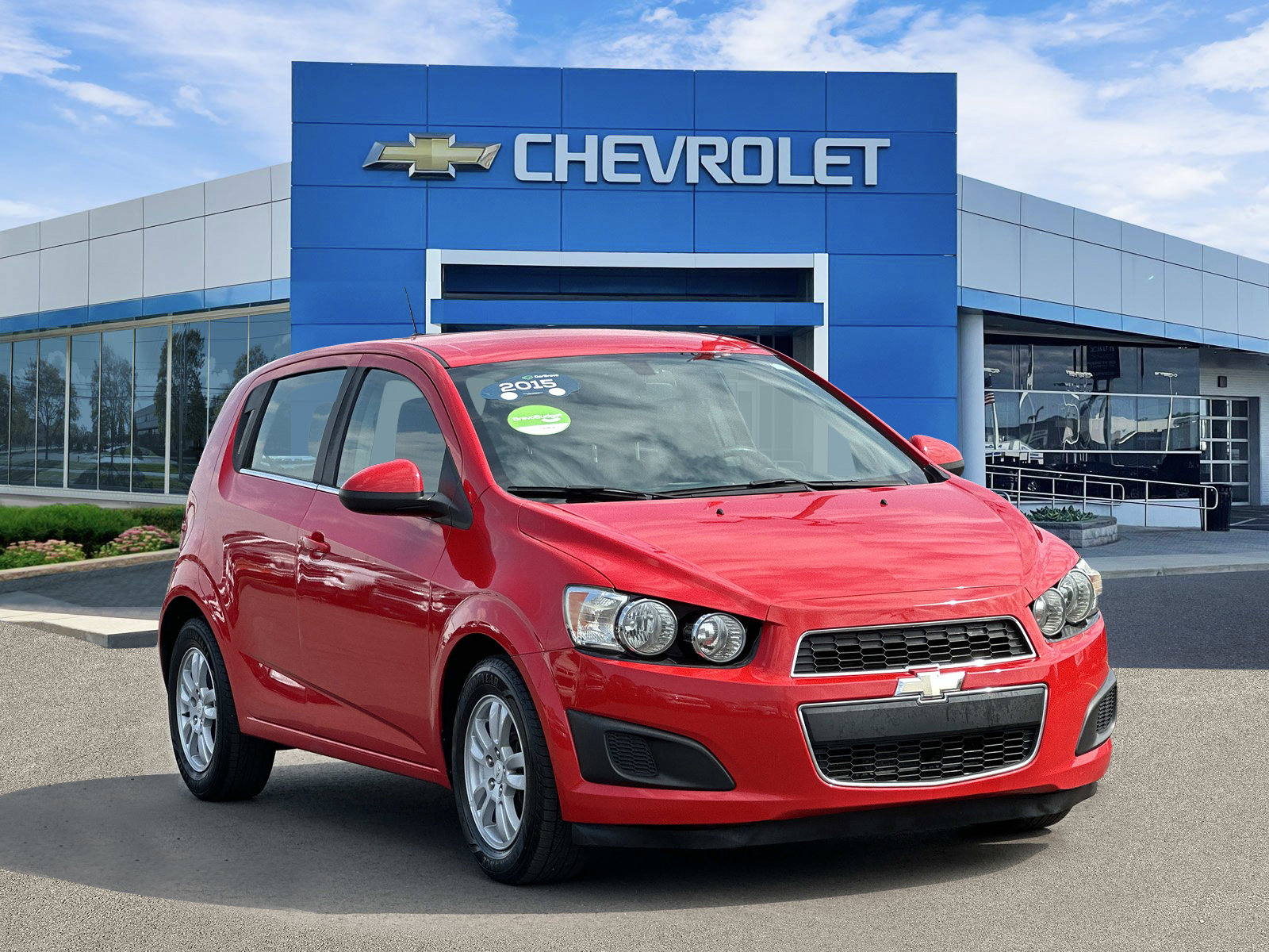 Certified 2015 Chevrolet Sonic LT FWD image 6