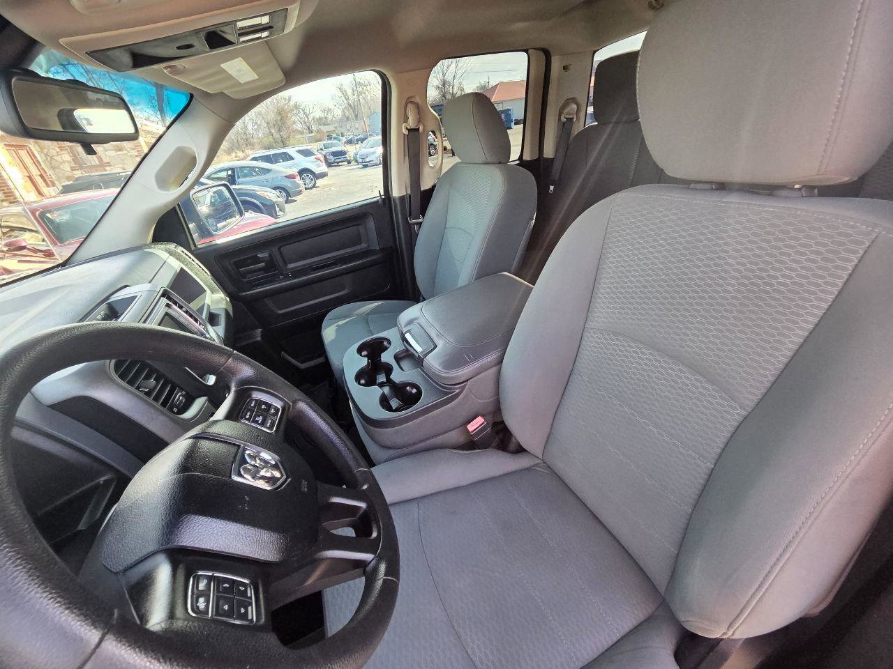 Used 2015 RAM 1500 Express image 12