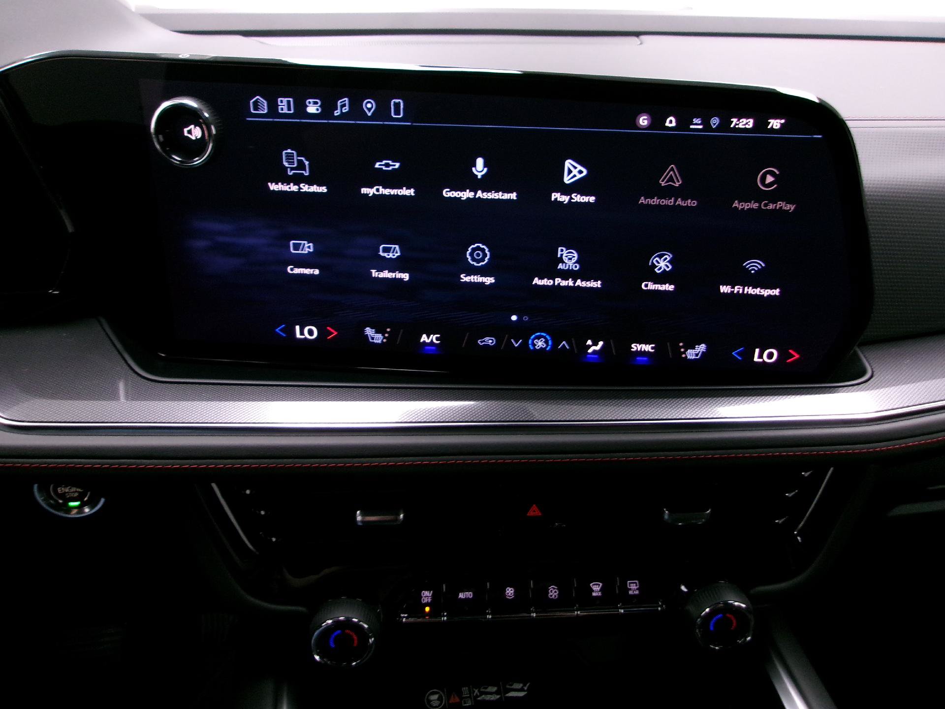 New 2026 Chevrolet Suburban RST w/ Advanced Technology Package AWD/4WD image 9