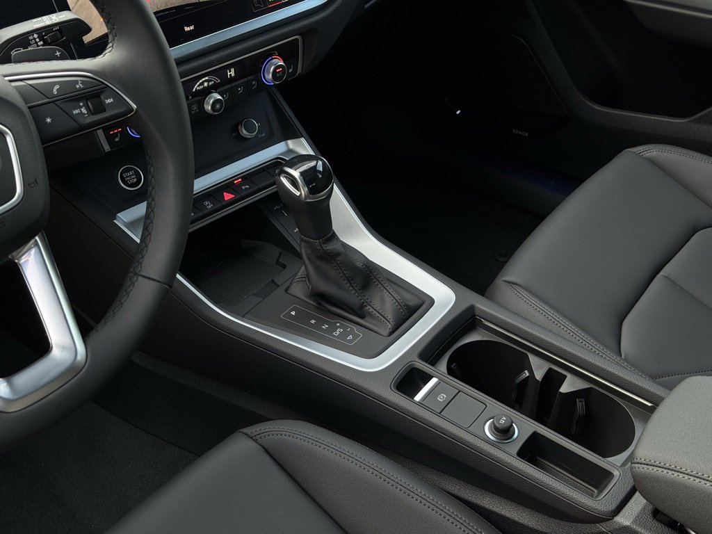 New 2025 Audi Q3 2.0T Premium image 24
