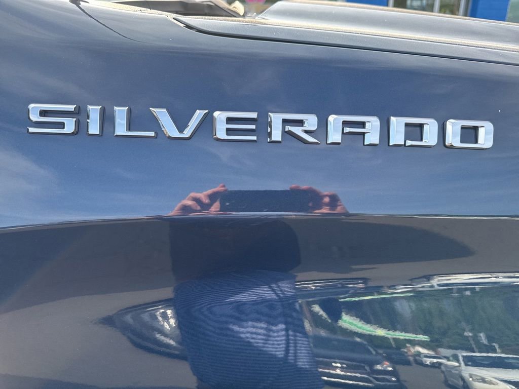 Used 2022 Chevrolet Silverado 1500 Custom RWD image 9