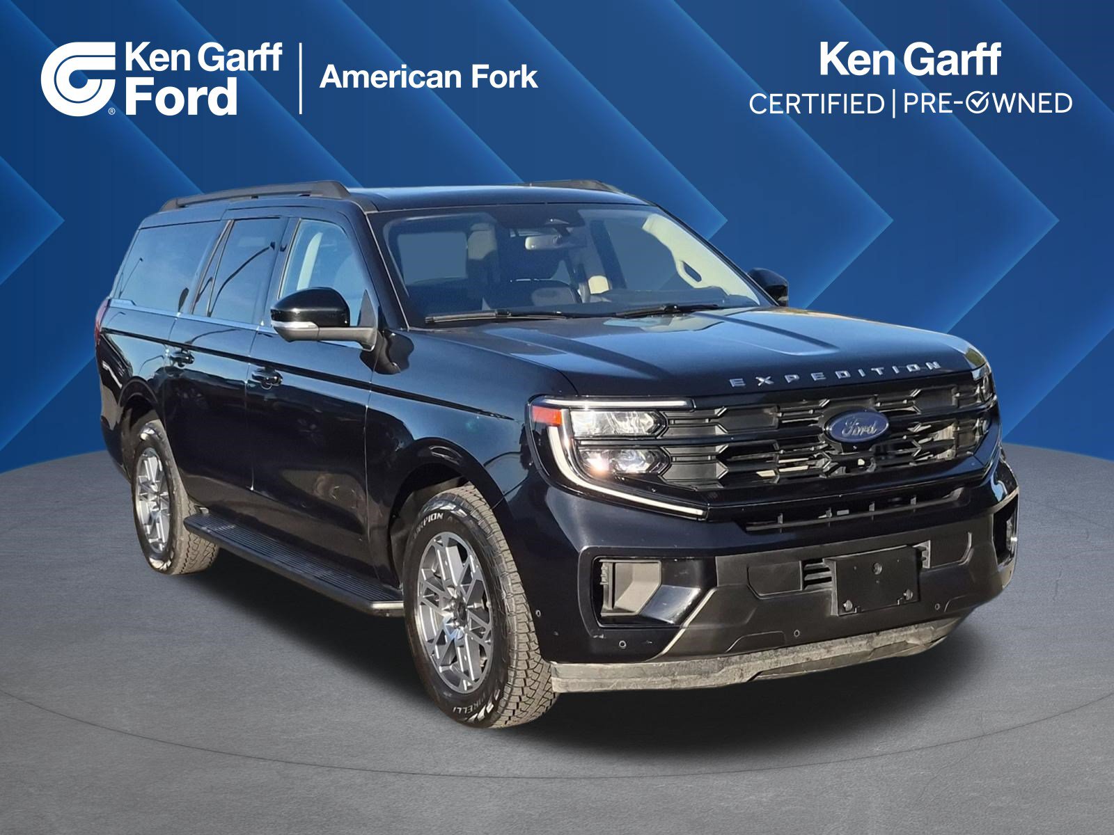 Used 2025 Ford Expedition Max Active AWD/4WD image 1