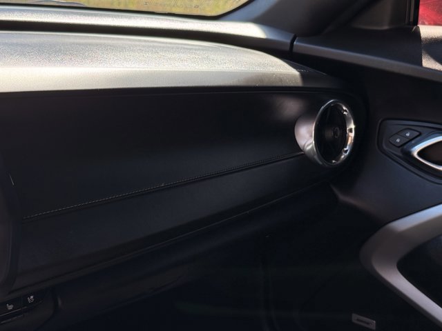 Used 2017 Chevrolet Camaro LT image 20