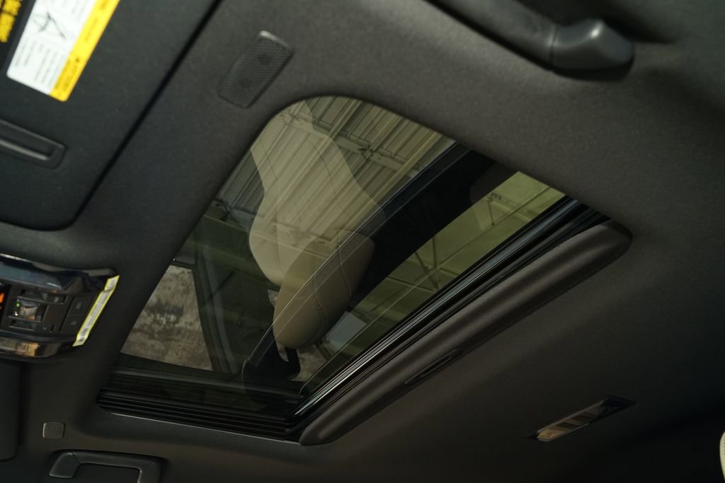 Used 2026 Lexus GX 550 w/ Accessory Package (32) image 14