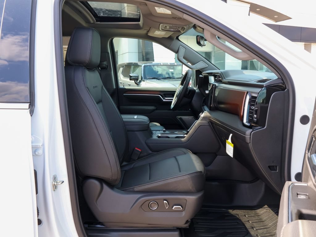 New 2026 GMC Sierra 3500 Denali w/ Denali Reserve Package AWD/4WD image 33