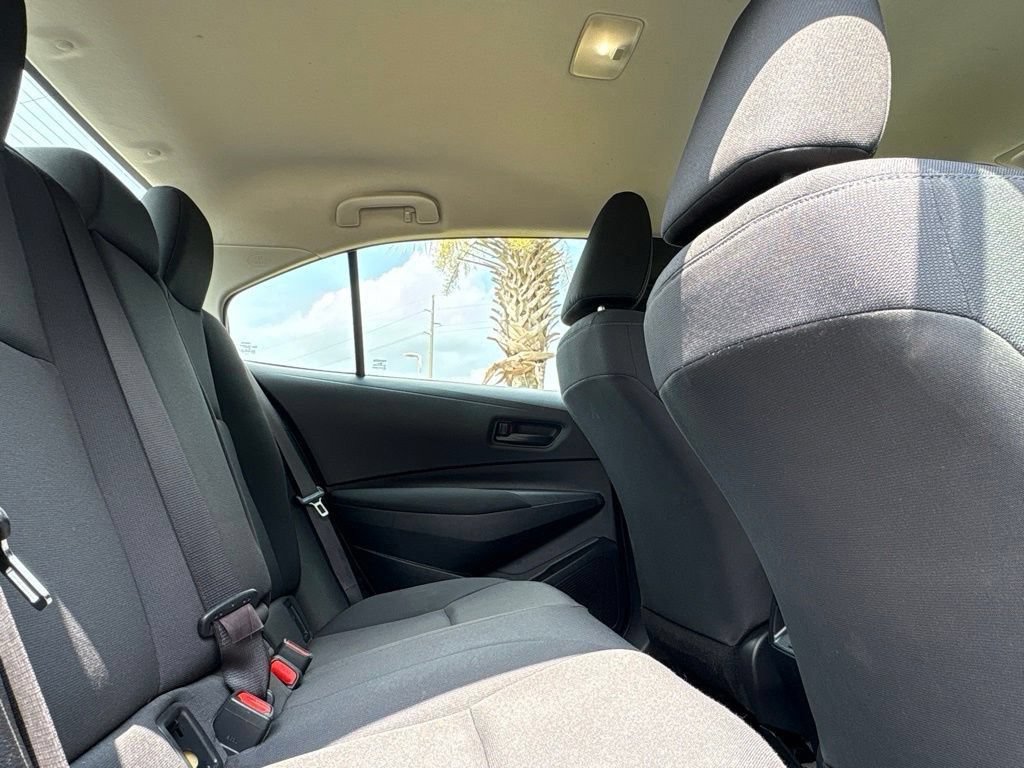 Used 2024 Toyota Corolla LE FWD image 32