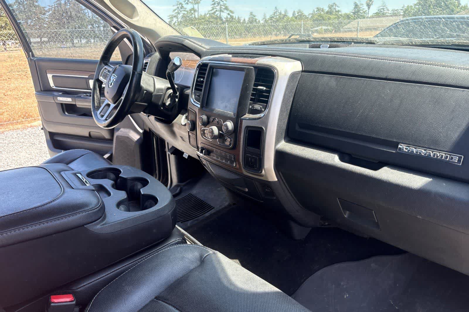 Used 2016 RAM 2500 Laramie w/ Protection Group AWD/4WD image 17