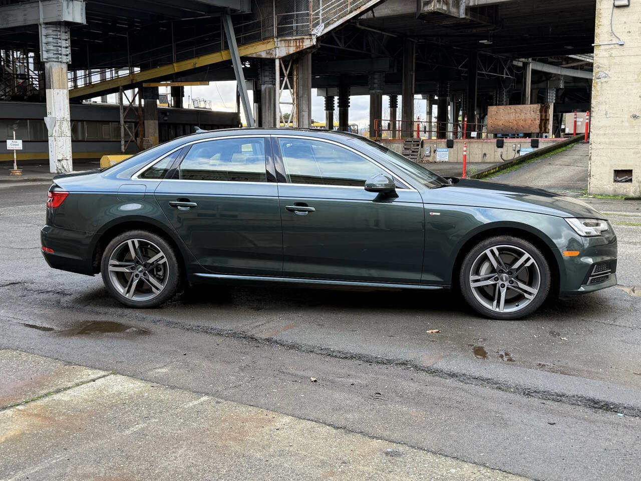 Used 2017 Audi A4 2.0T Premium Plus image 14