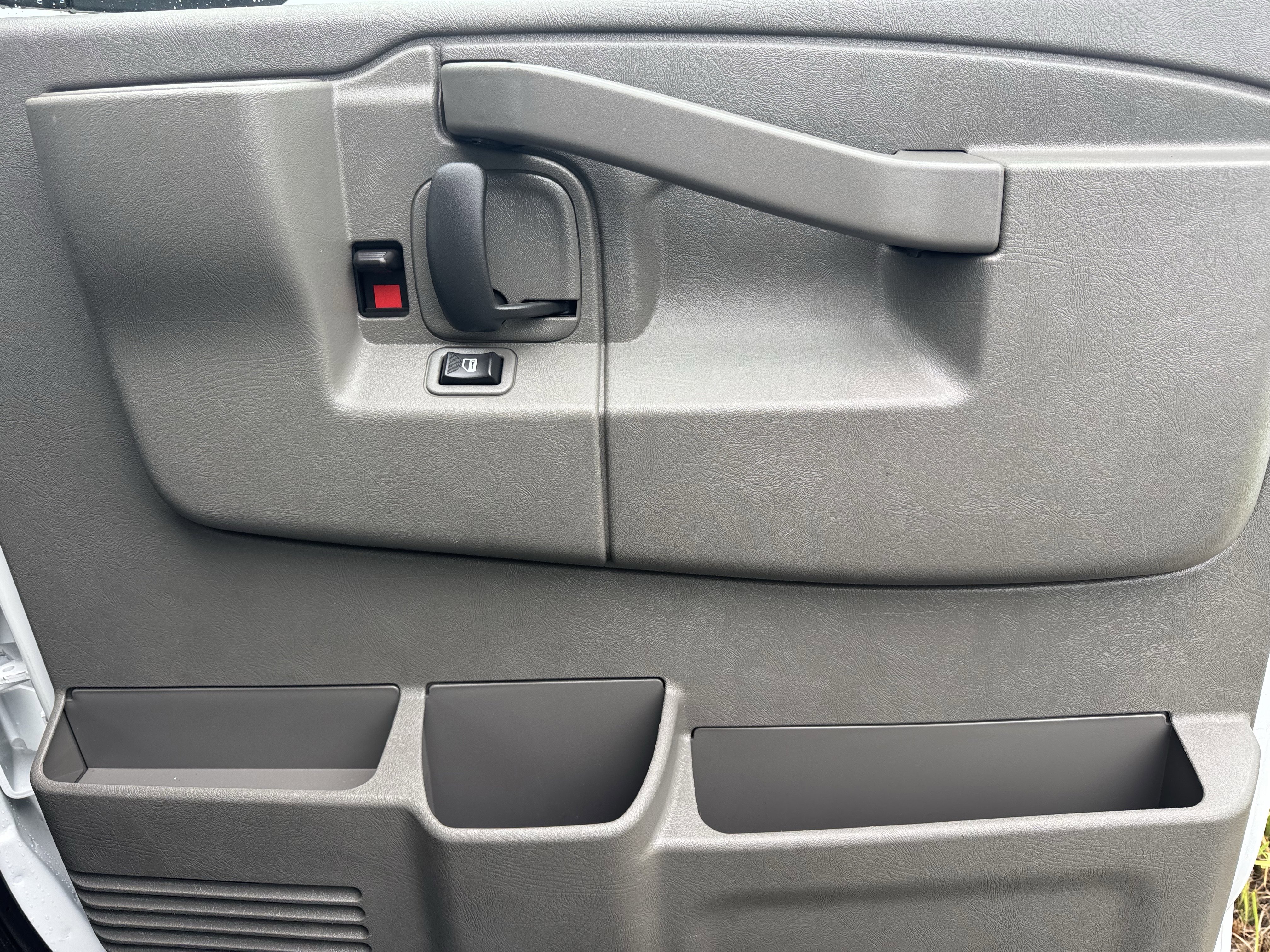 Used 2023 Chevrolet Express 3500 LS image 20