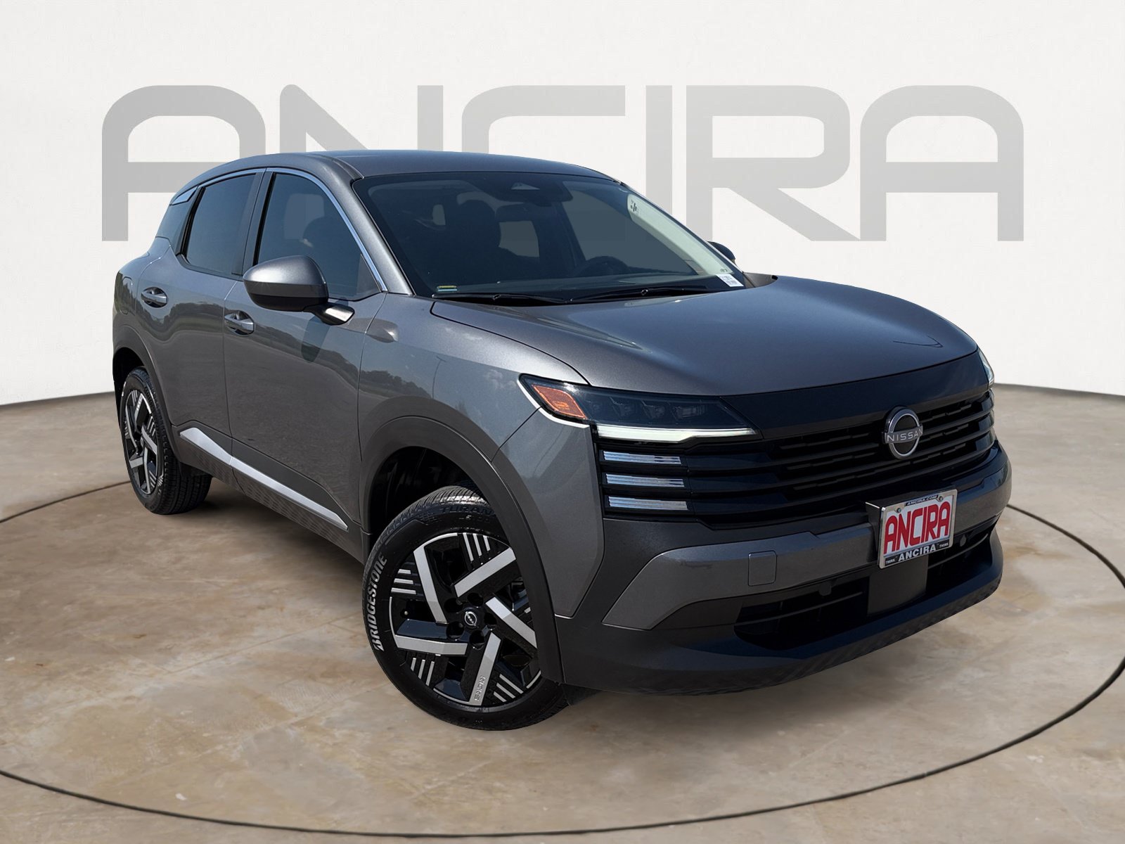 Used 2025 Nissan Kicks SV FWD image 4