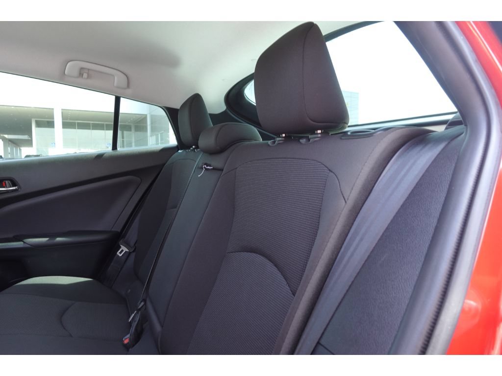 Certified 2021 Toyota Prius L Eco FWD image 20