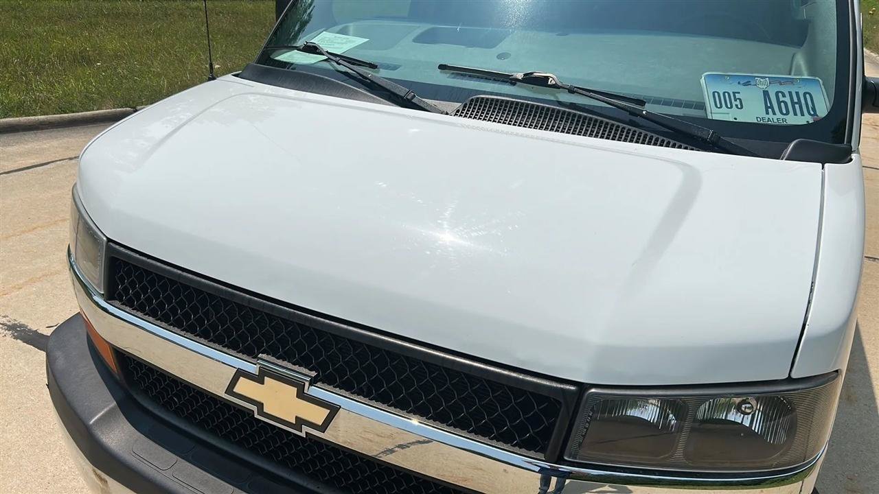 Used 2016 Chevrolet Express 3500 LT w/ LT Preferred Equipment Group RWD image 10