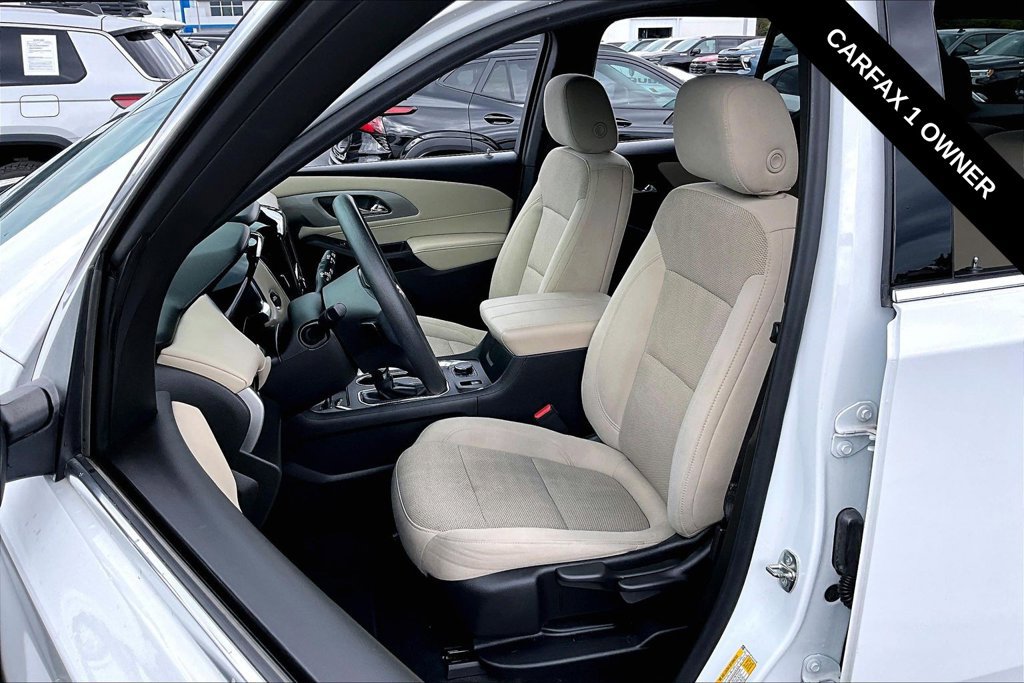 Used 2022 Chevrolet Traverse LS FWD image 6