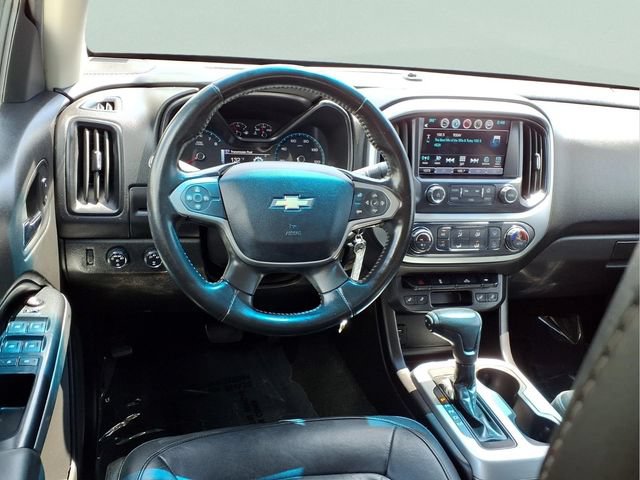 Used 2016 Chevrolet Colorado LT w/ Midnight Edition AWD/4WD image 4
