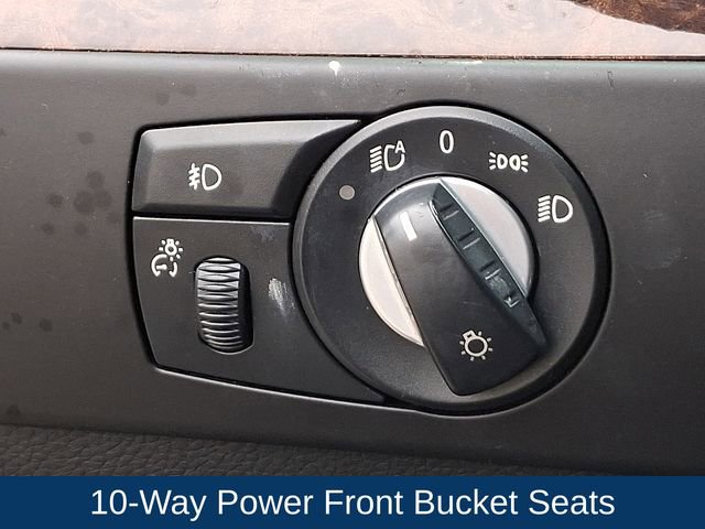 Used 2010 BMW 528i xDrive Sedan image 9