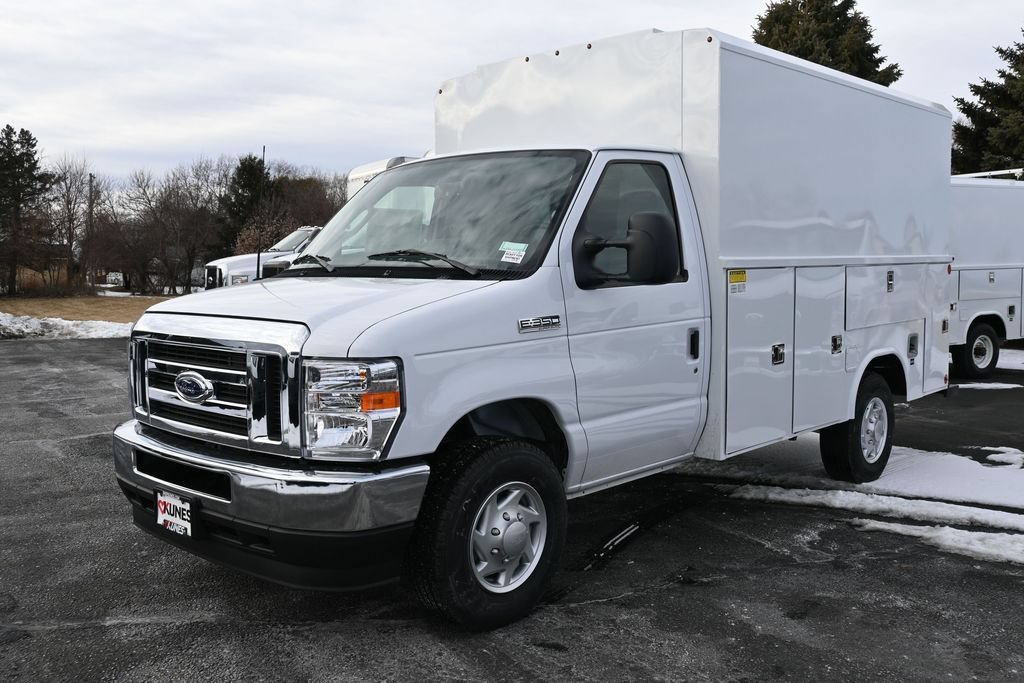 New 2025 Ford E-350 and Econoline 350 Super Duty w/ Power Equipment Group RWD image 10