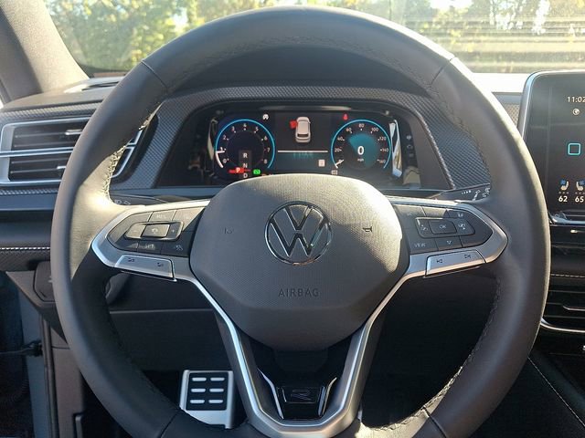 New 2026 Volkswagen Atlas Cross Sport SEL Premium R-Line image 15