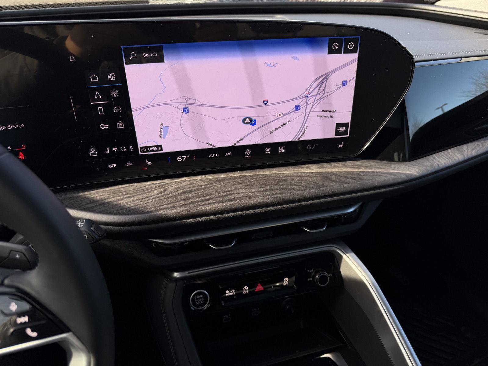 Used 2025 Audi Q5 Premium w/ Convenience Package image 21