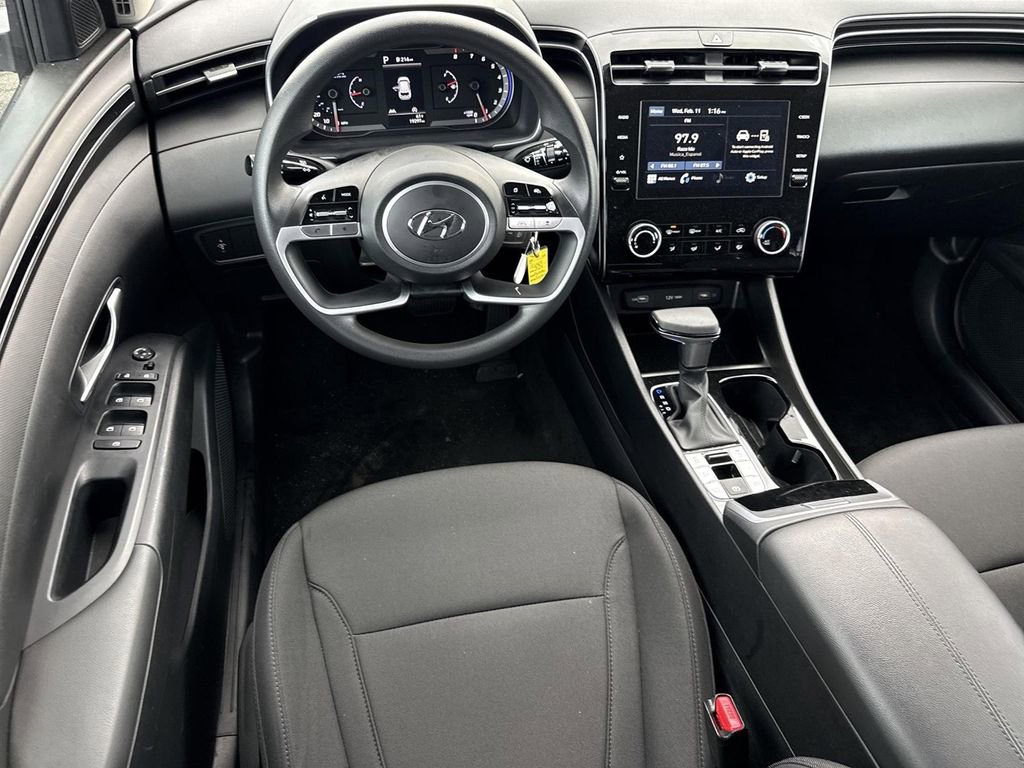 Used 2024 Hyundai Tucson SE image 16