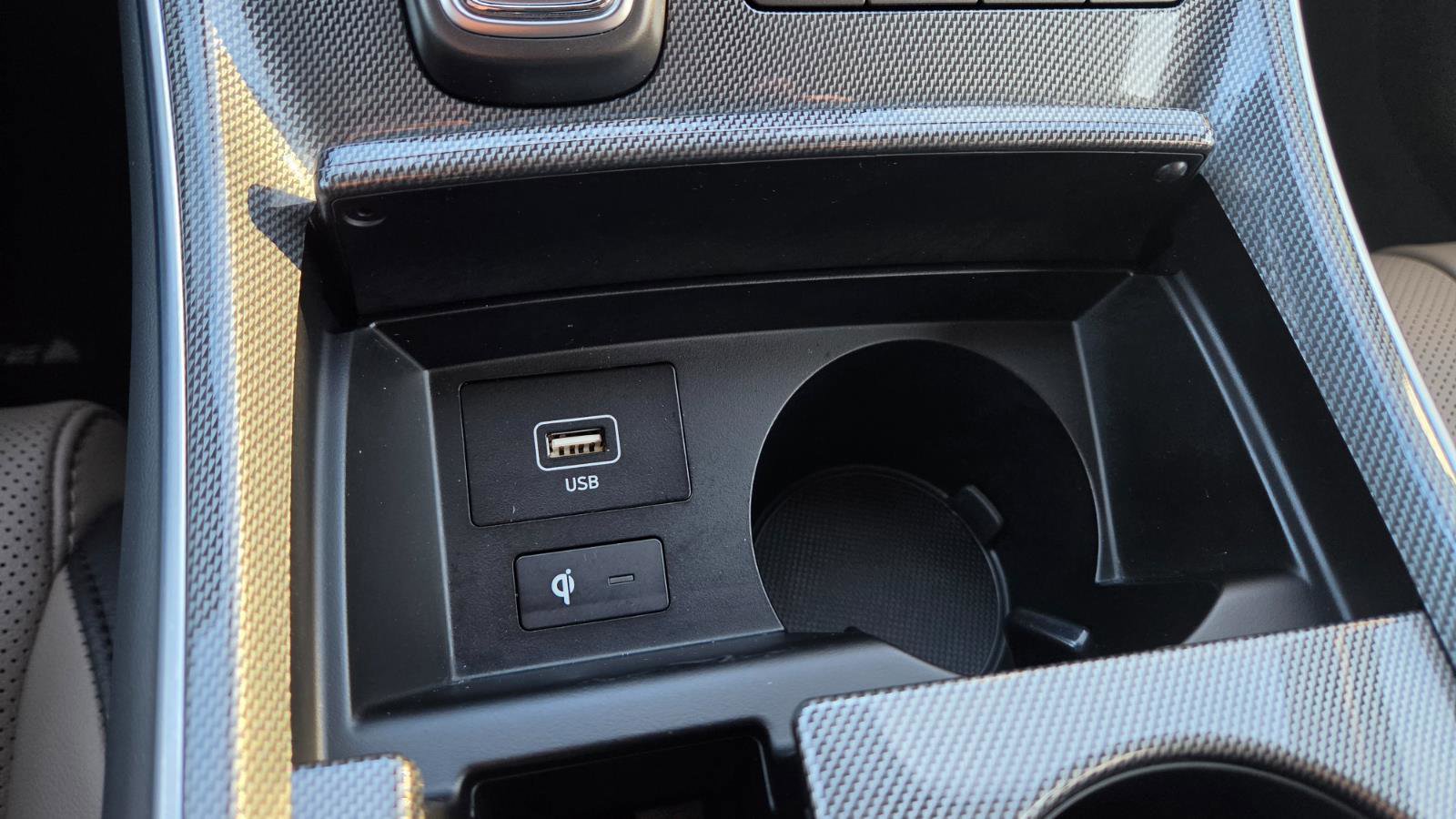 Used 2023 Hyundai Santa Fe SEL w/ Premium Package image 30