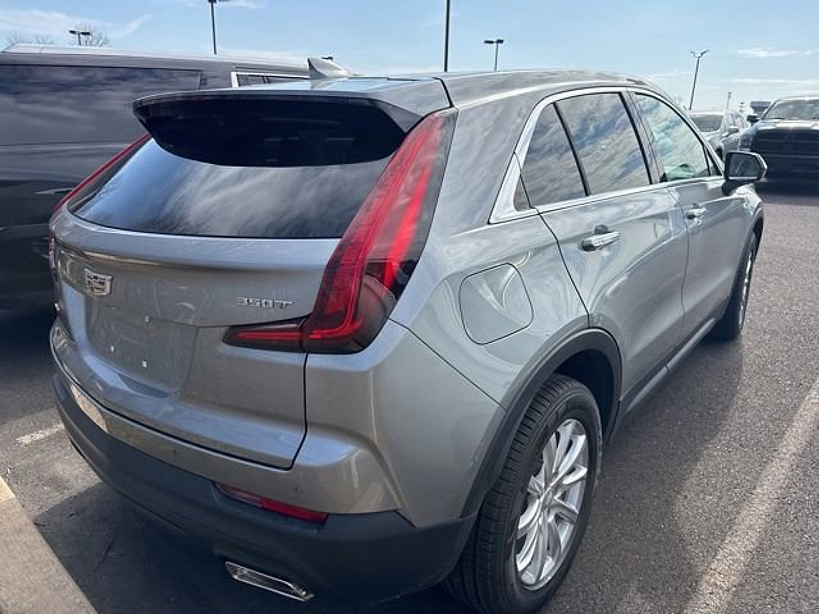 Certified 2023 Cadillac XT4 Luxury w/ Cold Weather Package image 2