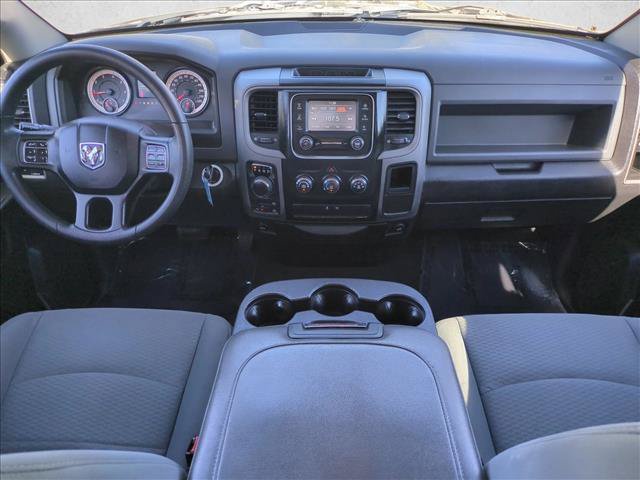 Used 2017 RAM 1500 Express AWD/4WD image 16