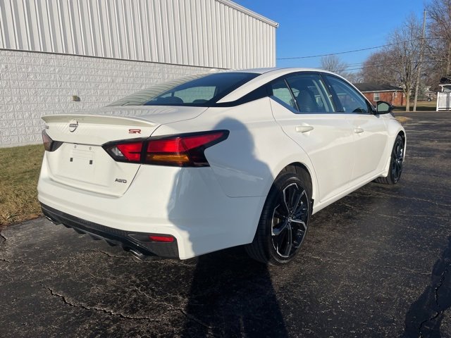Used 2024 Nissan Altima 2.5 SR image 14