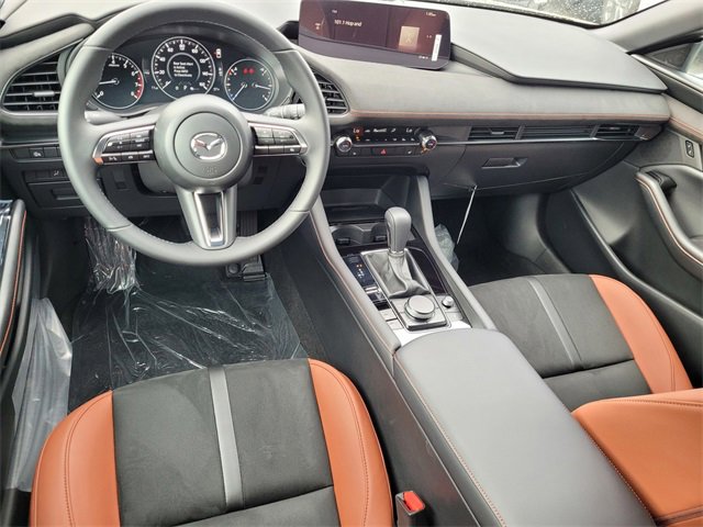 New 2025 MAZDA MAZDA3 Carbon image 5