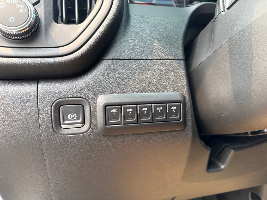 Used 2024 GMC Sierra 2500 Pro AWD/4WD image 32