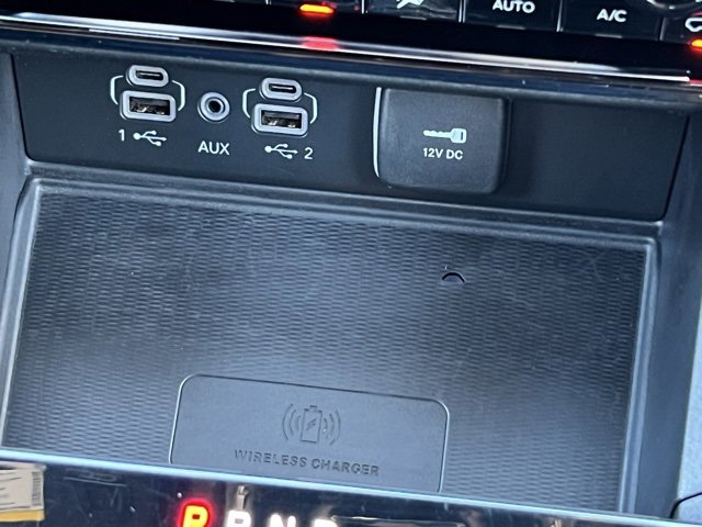 Used 2023 Jeep Grand Cherokee L Laredo image 31