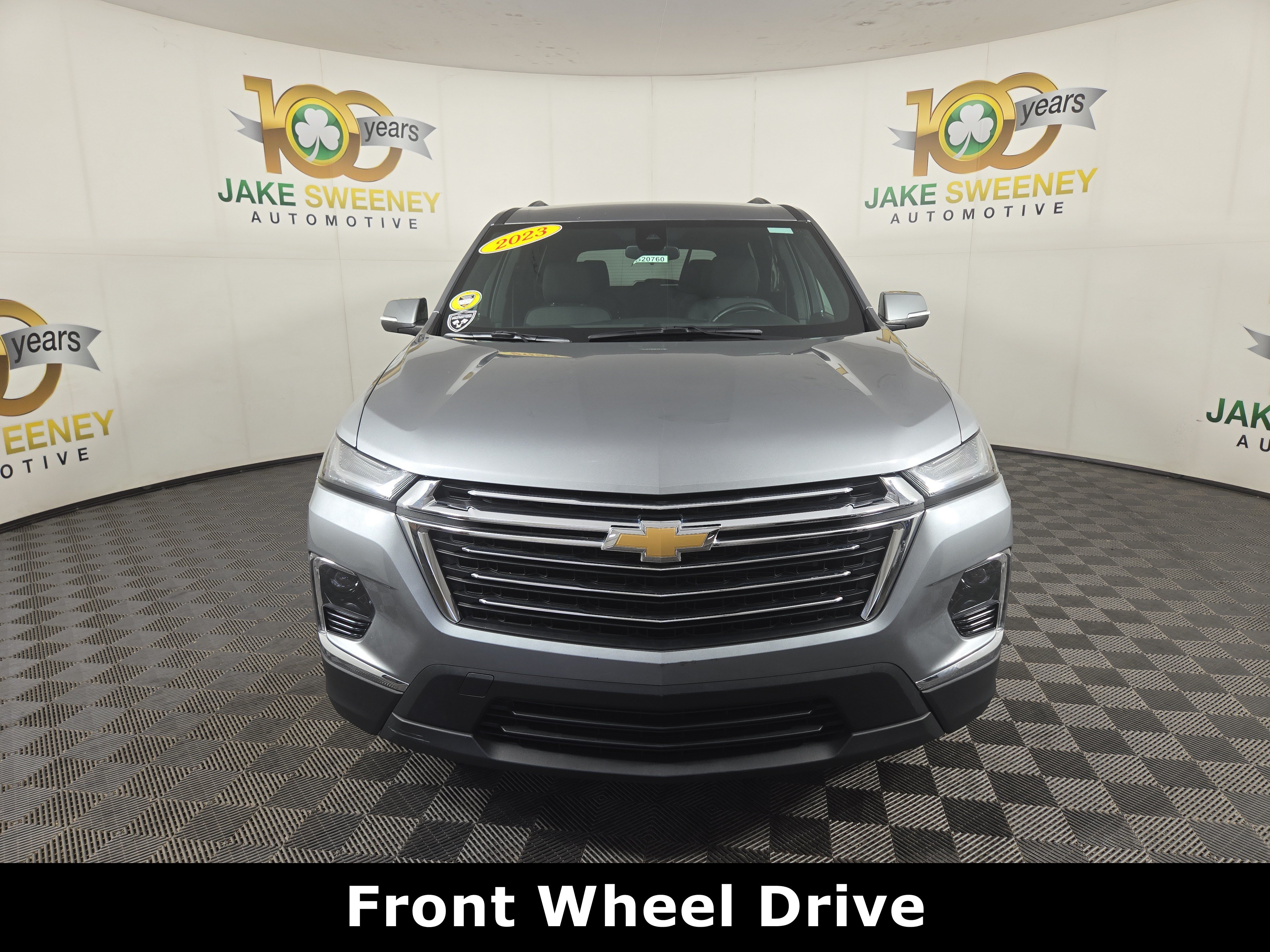 Certified 2023 Chevrolet Traverse LT FWD image 2