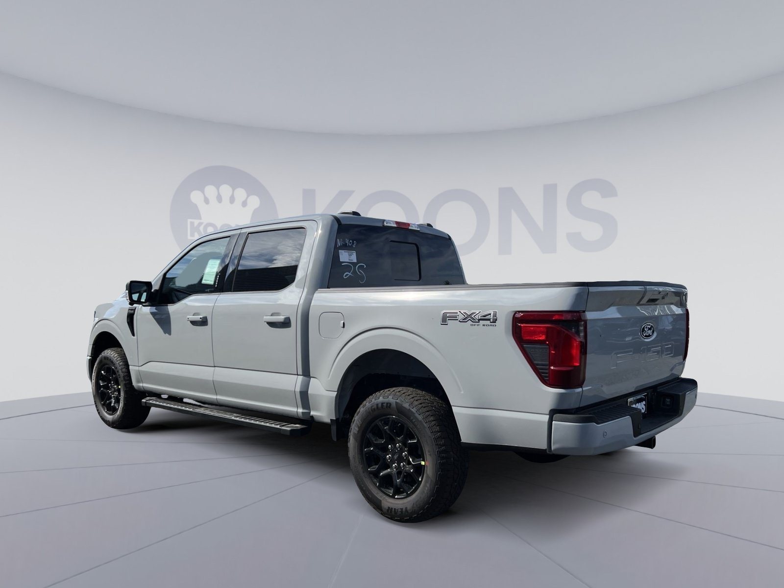 New 2026 Ford F150 XLT w/ Equipment Group 302A MID AWD/4WD image 8