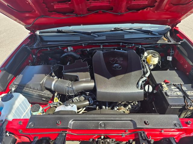 Used 2020 Toyota Tacoma TRD Sport AWD/4WD image 27