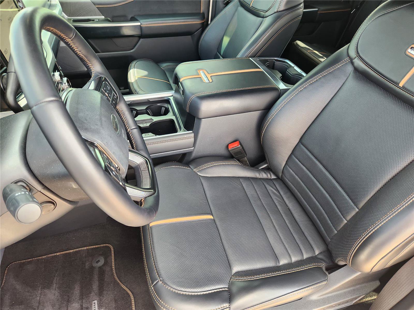Used 2024 Ford F250 Platinum AWD/4WD image 10