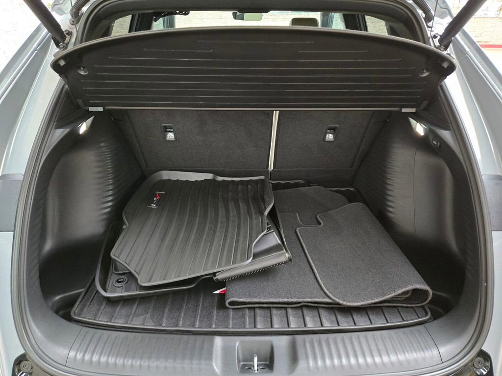 Used 2025 Acura ADX A-Spec image 18