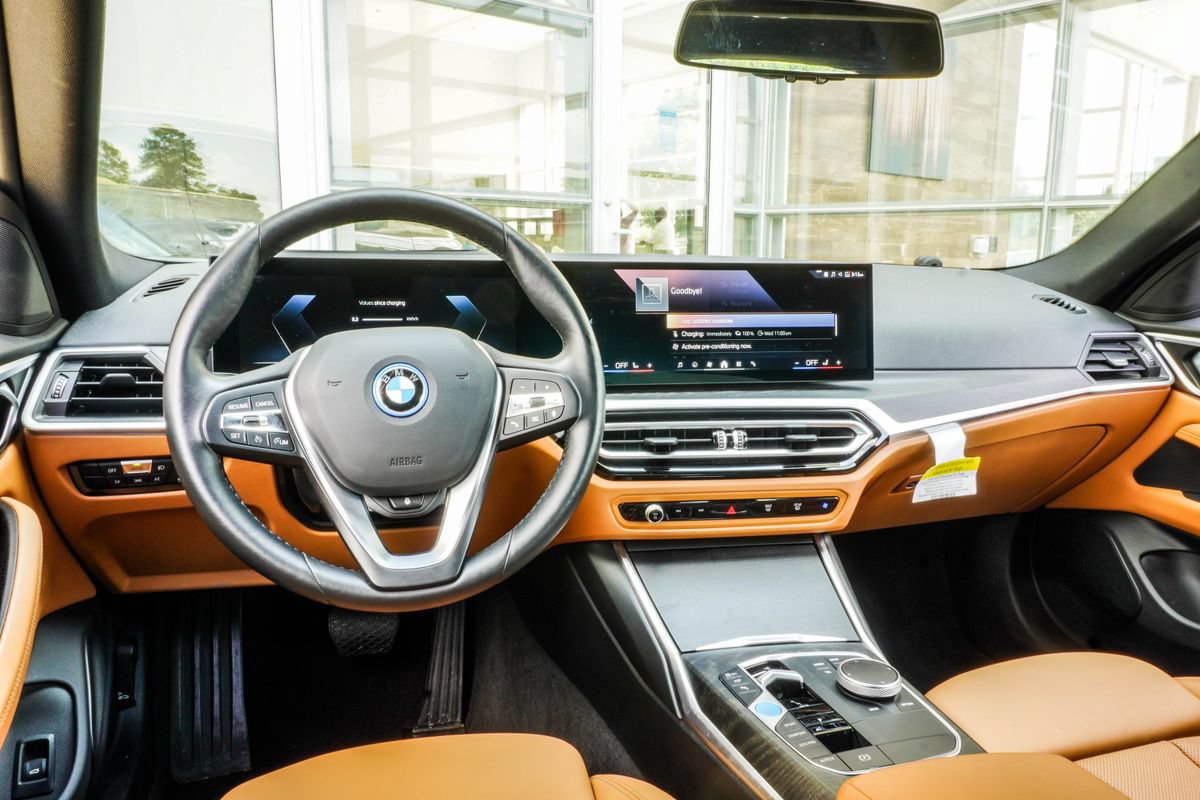 Used 2024 BMW i4 eDrive40 w/ Premium Package RWD image 16