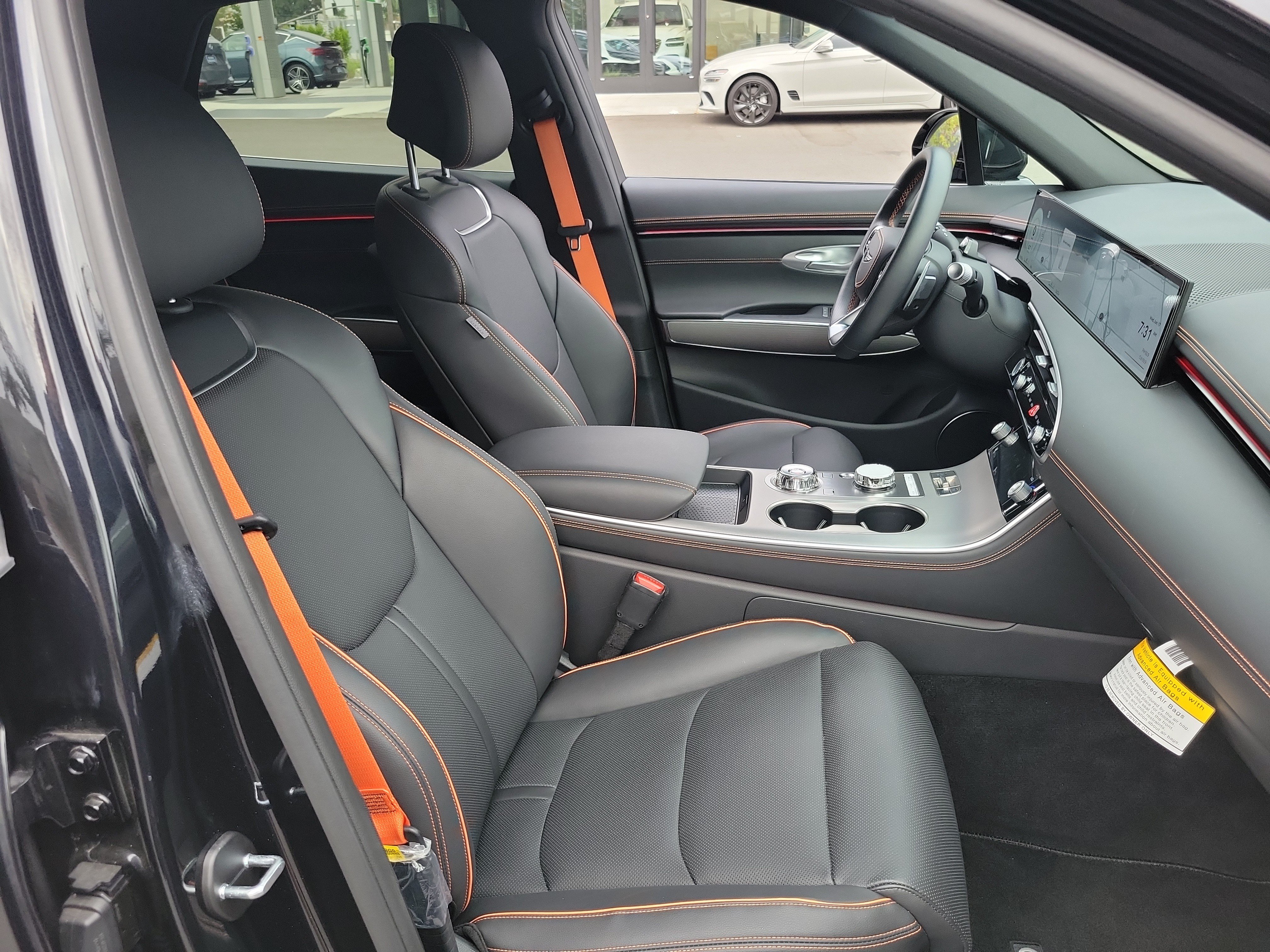 Certified 2026 Genesis GV70 3.5T Sport Advanced AWD/4WD image 21
