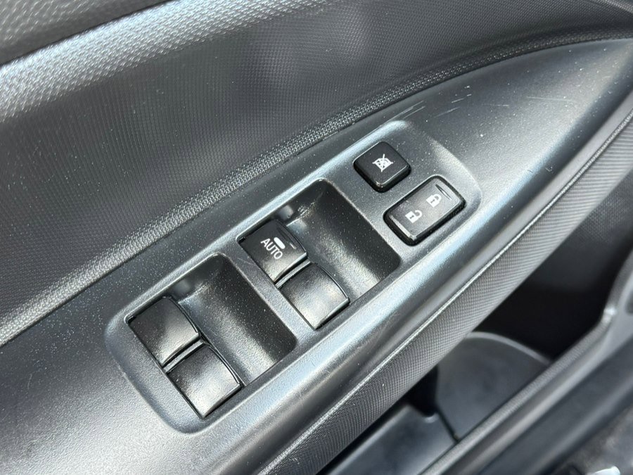 Used 2024 Mitsubishi Mirage ES FWD image 7